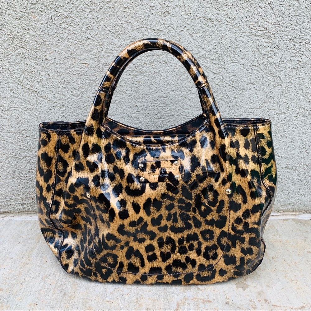 {SOLD}
